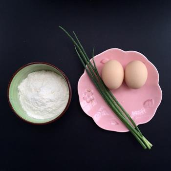 葱花鸡蛋卷-营养丰富的做法步骤1