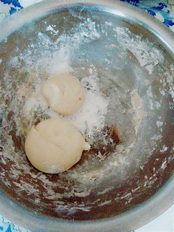 烫面蒸饺的做法步骤2