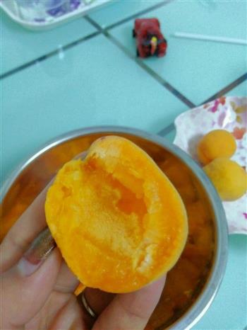 自制杏子果酱的做法图解1
