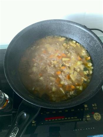咖喱鸡肉土豆盖饭的做法步骤4