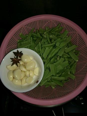 免蒸版老北京素扁豆焖面的做法步骤1