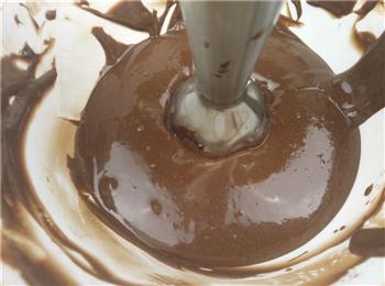 巧克力芒果塔的做法步骤5