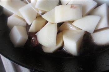 红烧土豆五花肉的做法步骤4