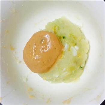 千岛番茄酸奶青瓜鸡蛋土豆泥的做法图解3