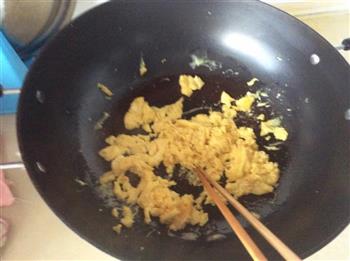 西红柿炒鸡蛋 用心做好每一道家常菜的做法步骤3
