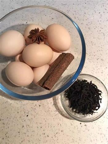 满屋飘香-五香茶叶蛋的做法步骤2