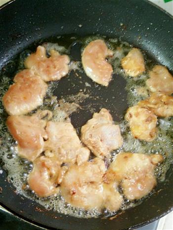 黄油杏鲍菇配黑椒鸡排的做法步骤6