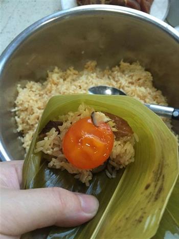 香菇蛋黄肉粽的做法步骤9