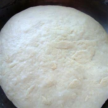 葡萄干小面包卷的做法步骤1