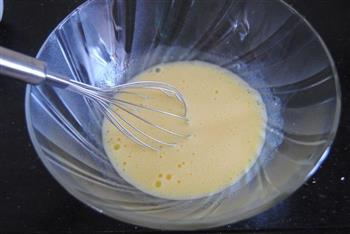 水果奶油蛋糕卷的做法步骤3