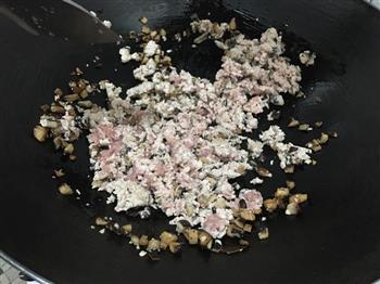 台式香菇肉燥饭的做法步骤5