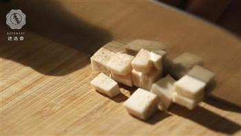 迷迭香-西葫芦芝士炖饭的做法图解2