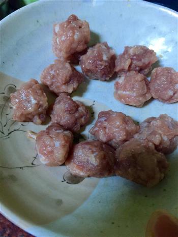 最适合孩子的营养粥-香菇木耳海鲜肉丸粥的做法步骤6
