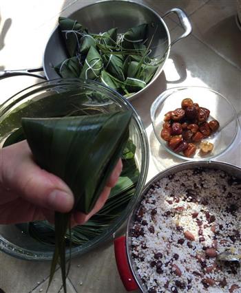 红豆蜜枣粽子的做法步骤8