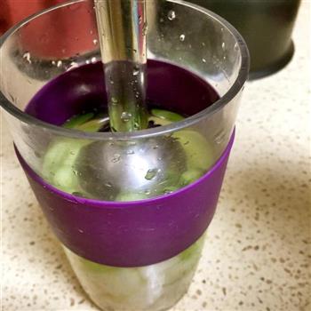 雪梨黄瓜汁-清凉夏日的做法步骤2
