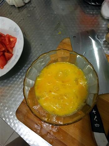 西红柿炒鸡蛋  宝宝下饭菜的做法步骤2