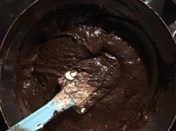 经典巧克力蛋糕的做法图解8