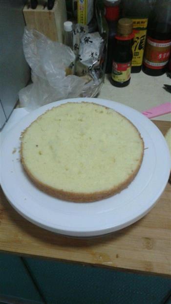 奶油芒果蛋糕的做法步骤1