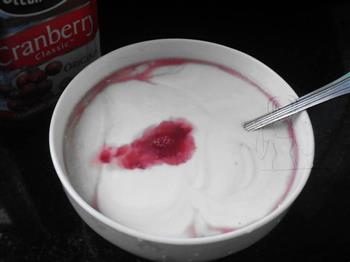 蔓越莓酸奶冰棒 的做法图解3