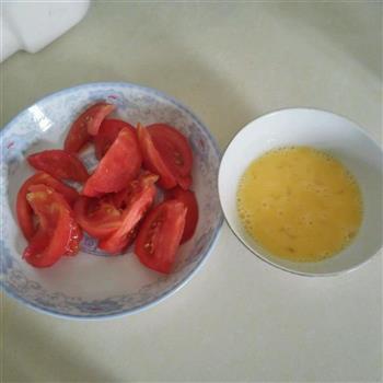 番茄蛋炒面的做法步骤3