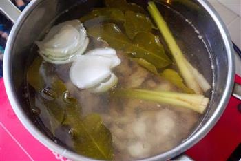 泰美味-泰式酸辣鸡爪汤的做法步骤7