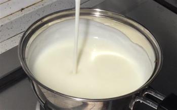 爽口的椰蓉牛奶小方的做法步骤6