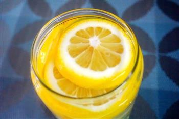 养颜排毒水-柠檬奇异果维他命C水的做法图解6