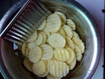 香煎孜然土豆片的做法步骤2