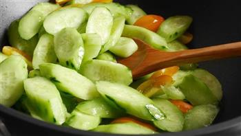 开胃蔬菜－糖醋黄瓜的做法图解3