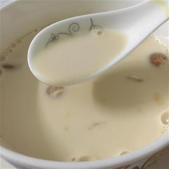 牛奶炖花胶的做法步骤10