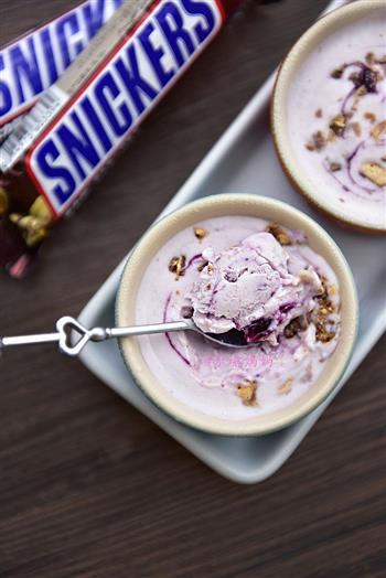 做法超简，奶油超少，味道超美-士力架蓝莓酸奶冰激凌的做法图解10