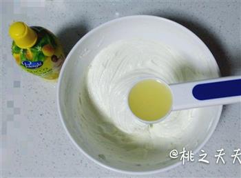 酸奶慕斯超级好吃的夏天甜品哦的做法图解6
