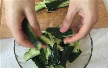 一分钟学会凉拌拍黄瓜的做法步骤4