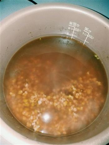 爱心消暑绿豆薏米红豆汤的做法步骤3