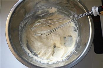 果酱黑巧半糖酸奶蛋糕卷的做法步骤2