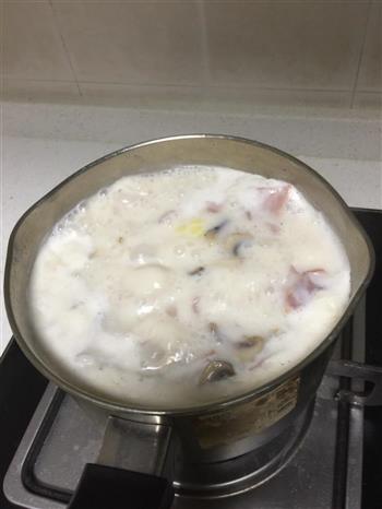 法式奶油蘑菇玉米浓汤的做法步骤6