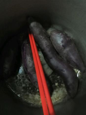 紫薯丸子的做法图解1