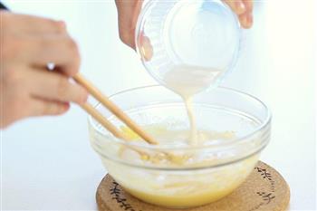 奶香玉米饼 宝宝辅食微课堂的做法步骤5