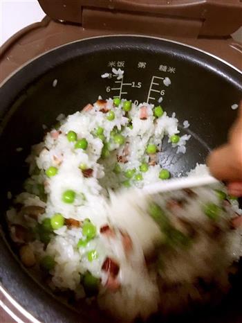 豌豆腊肉糯米饭的做法图解7