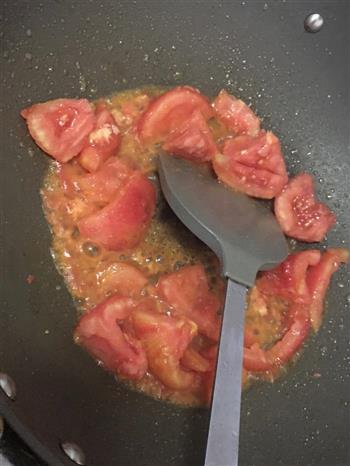 番茄黑鱼汤的做法步骤4