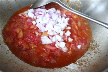 简单美味脆肠番茄意面的做法图解3
