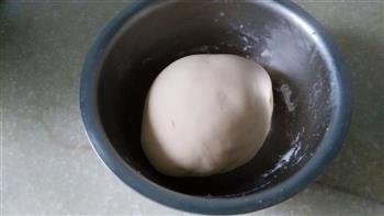 肉松沙拉面包的做法步骤4