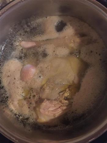 鸡汤鱼肉馄饨的做法步骤2