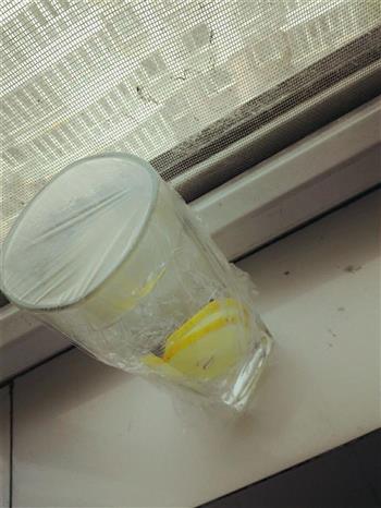 夏日柠檬蜂蜜水的做法步骤1