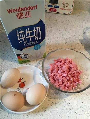 日式鸡蛋-火腿玉子烧的做法步骤1