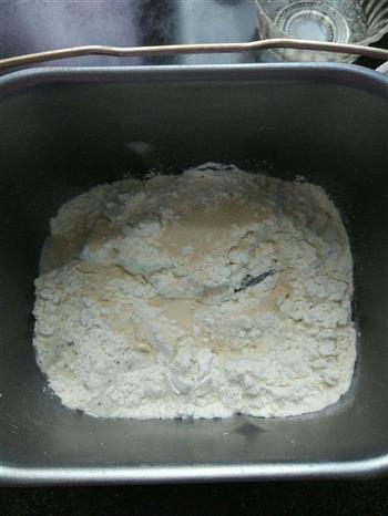 香甜奶黄包的做法步骤2