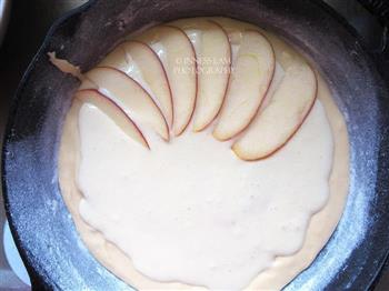 铸铁锅奶酪夹心酸奶苹果蛋糕的做法步骤9