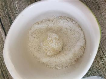 蛋白椰丝球-宝宝小零食的做法步骤6