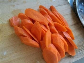 胡萝卜排骨粥的做法步骤2