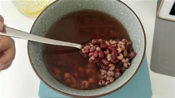 薏米红豆粥的做法图解1